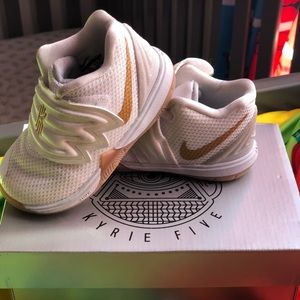 Gently Used Kyrie Irving sneakers